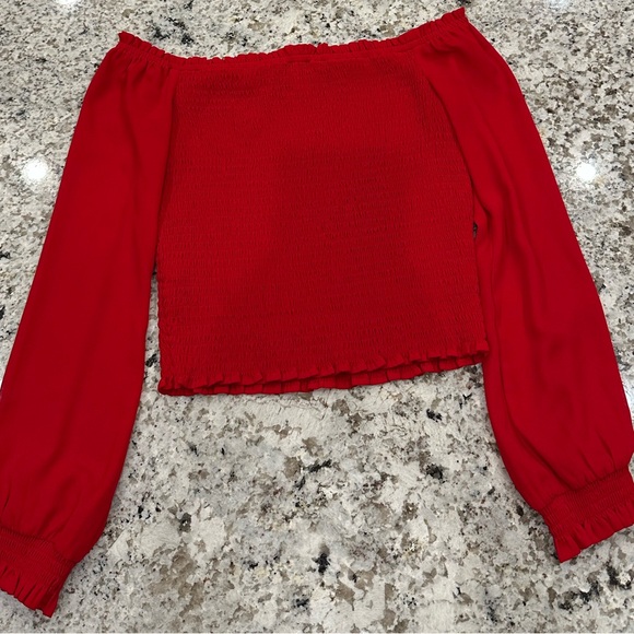 Guess Red Ruched Top - Picture 4 of 5